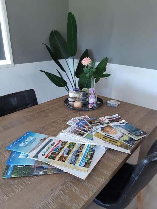 B&B Weidse Blik Ingelum Engelum Exteriér fotografie